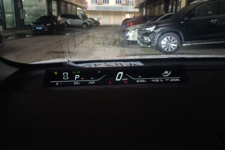 Used NETA V 2021 Long-Range Industry Custom Edition