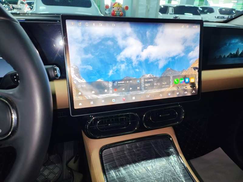 Used Leapmotor C11 2024 All-Electric 580 Luxury Edition — 12