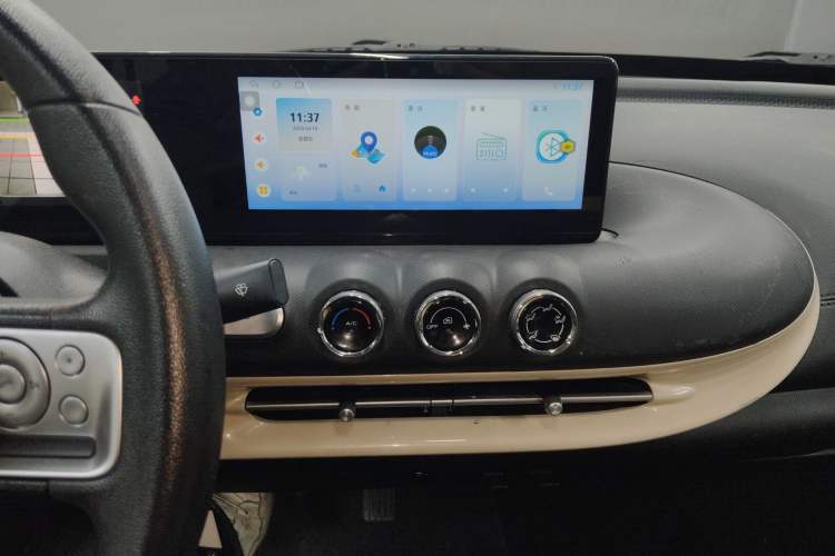 Used Wuling Bingo 2023 333 km Fast-Share Version Audio And AC Panel