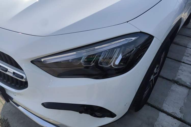 Used Mercedes-Benz GLA 2024 GLA 220 Left Front Headlight