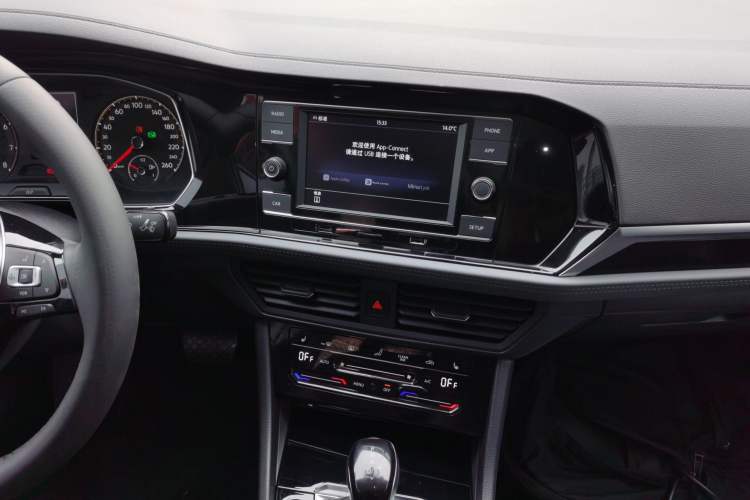 Used Volkswagen Sagitar 2019 280TSI DSG Luxury Version China VI Standard
