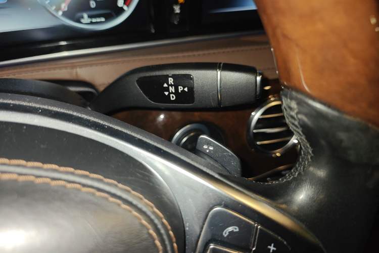 Used Mercedes-Benz Maybach S-Class 2016 S 400 4MATIC Gear Lever