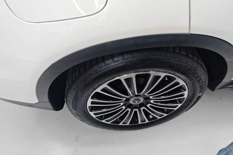 Used Mercedes-Benz GLC 2019 GLC 200 L 4MATIC Right Rear Wheel Hub