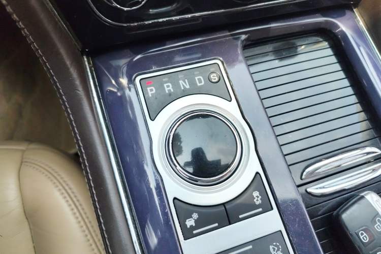 Used Jaguar XJ 2012 XJL 3.0 Panoramic Business Edition Gear Lever