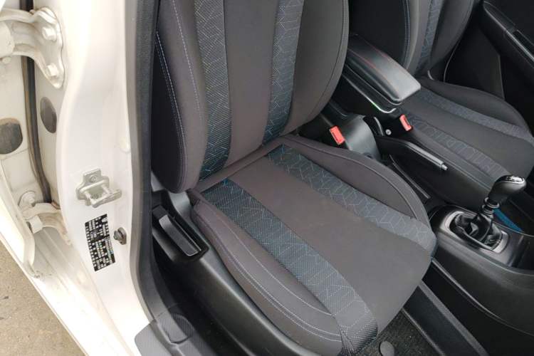 Used Baojun 310W 2017 1.2L Manual Value Edition China V
