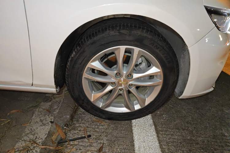 Used Chevrolet Malibu XL 2018 530T Automatic Ruiyi Edition Right Front Wheel Hub