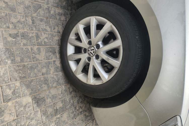 Used Volkswagen Sagitar 2012 1.4TSI Automatic Luxury Edition
