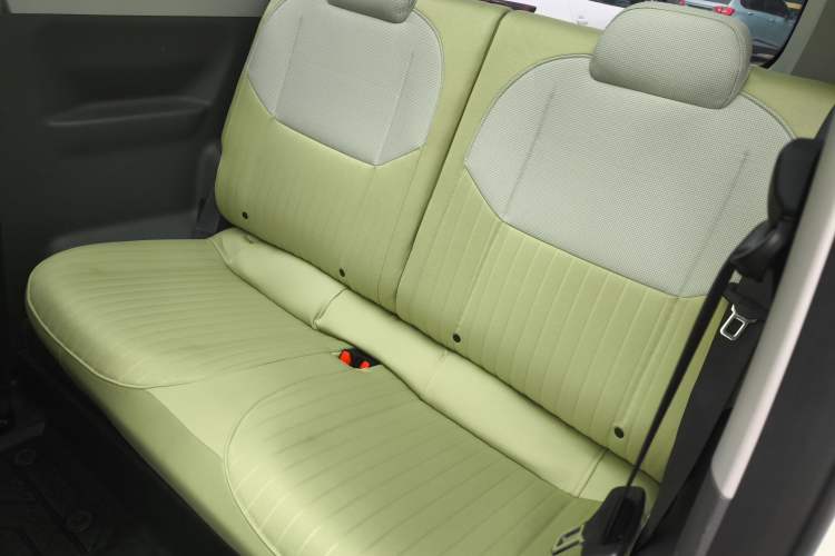 Used Geely Galaxy Panda 2023 Panda Mini New Year Edition Treasure Bear
