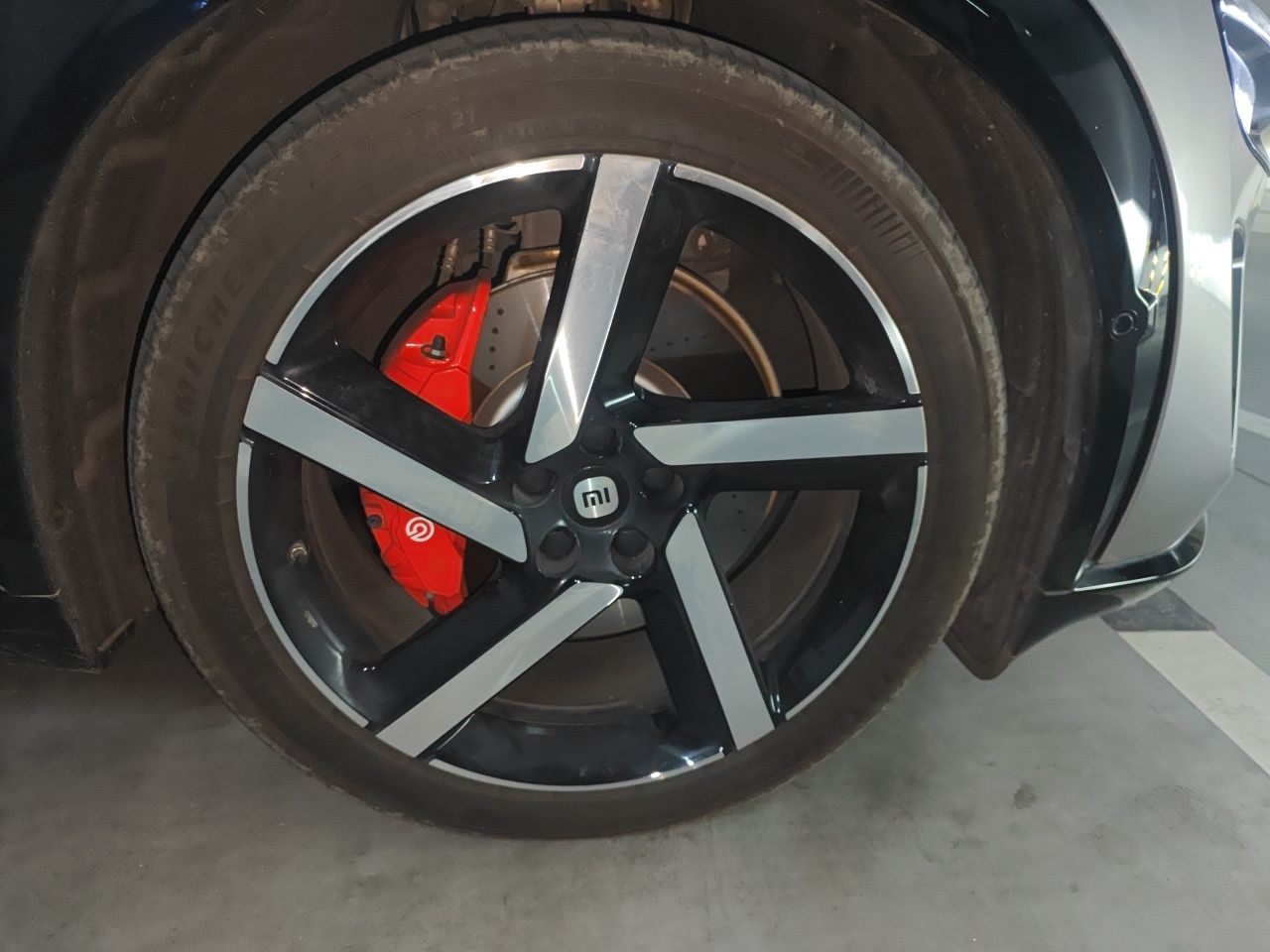 Xiaomi Auto YU7 2025 Ultra-Long Range High-Performance All-Wheel-Drive Max Edition — снимка 8