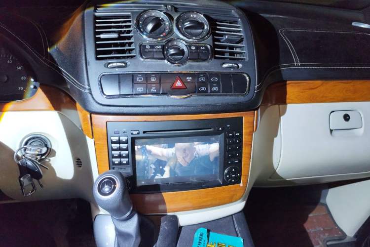 Used Mercedes-Benz Vito 