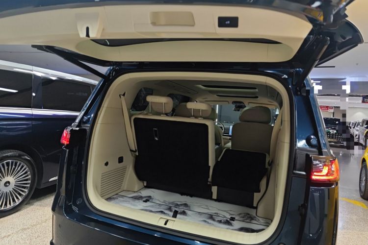 Used VOYAH Dream 2025 PHEV Four-Wheel-Drive Flagship Kunpeng Edition Trunk