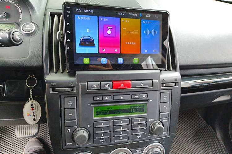 Used Land Rover Freelander 2 2011 3.2L i6 HSE Gasoline Edition Audio And AC Panel