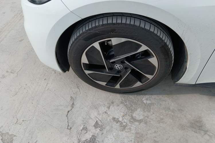 Used Volkswagen ID.3 2025 Smart Model Outstanding Oxygen Edition