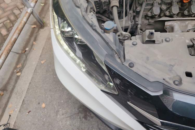 Used Honda Vezel 2015 1.8L CVT 2WD Luxury Model