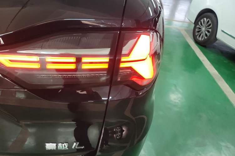 Used Geely Auto Haoyue L 2024 2.0T DCT Prestige Version
