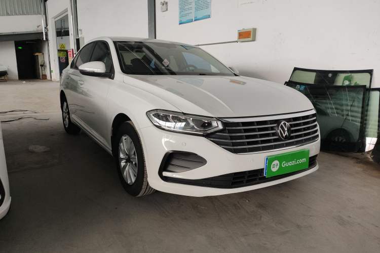 Used Volkswagen Lavida 2024 1.5L Automatic DeYi Edition Front Right 45 Deg