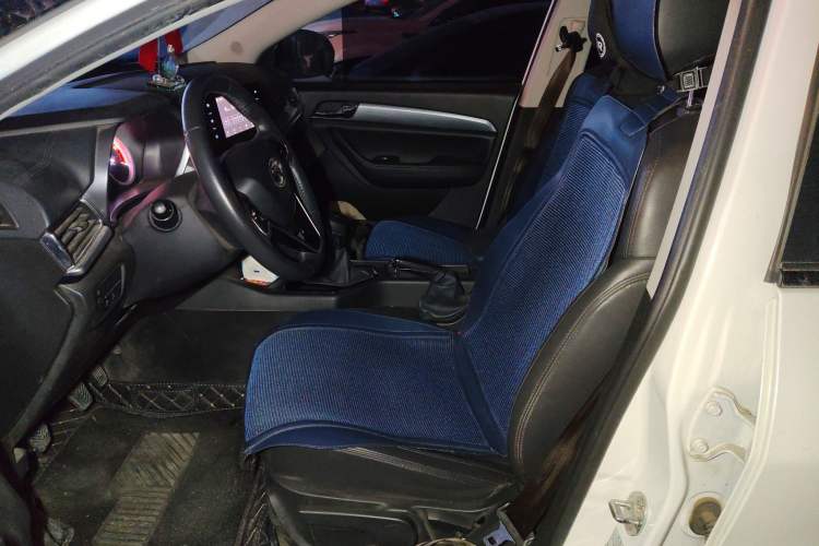 Used Soueast DX5 2019 1.5T Manual Luxury Model
