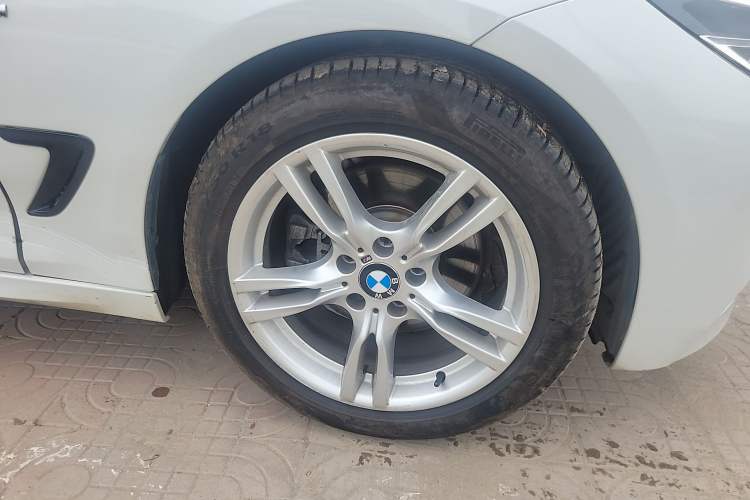 Used BMW 3 Series GT 2017 330i xDrive M Sport
