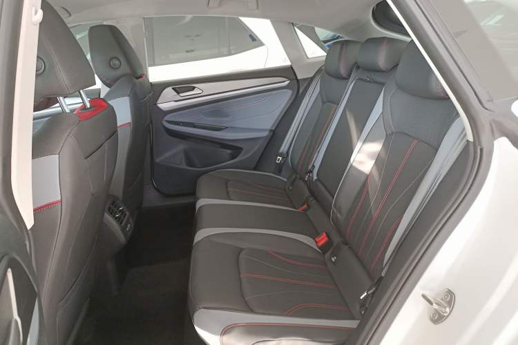 Used Volkswagen Lamando 2025 Lavida L 280TSI DSG Cool & Spicy Edition
