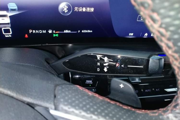 Used Buick Century 2023 2.0T Six-Seater Yinshi Edition
