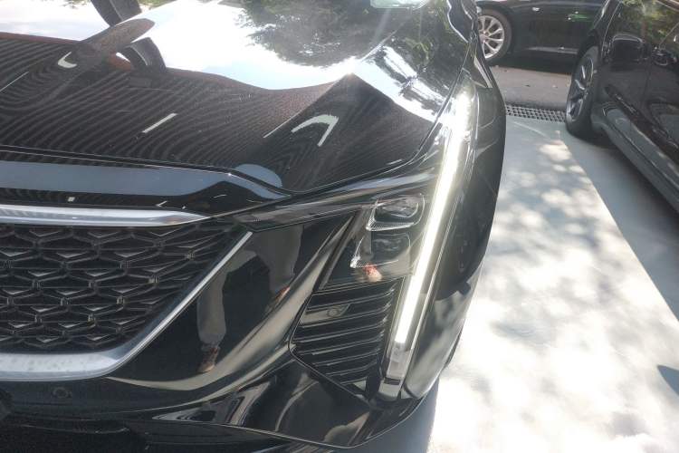 Used Cadillac CT5 2024 28T Luxury Pro Trim