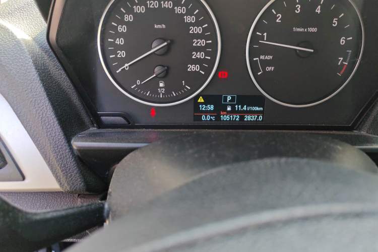 Used BMW 1 Series 2012 118i Leading Model Odometer Close Up