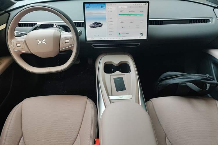 Used XPeng MONA M03 2025 502 Long-Range Max Center Console