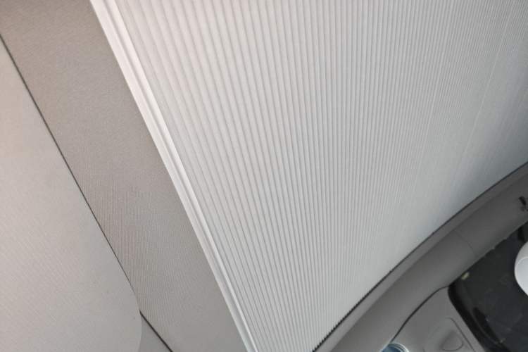 Used Tesla Model Y 2021 Standard Range Rear-Wheel Drive Version Headliner