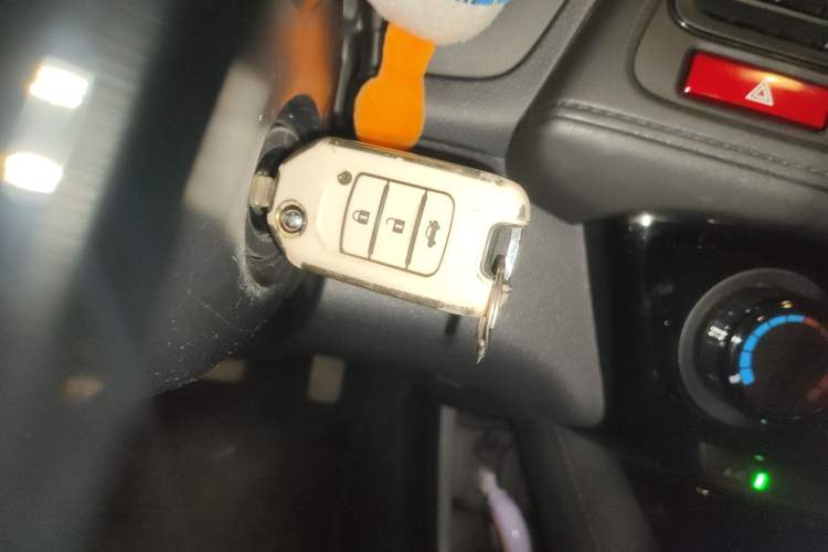 Used Honda Vezel 2017 1.5L CVT 2WD Comfort Model