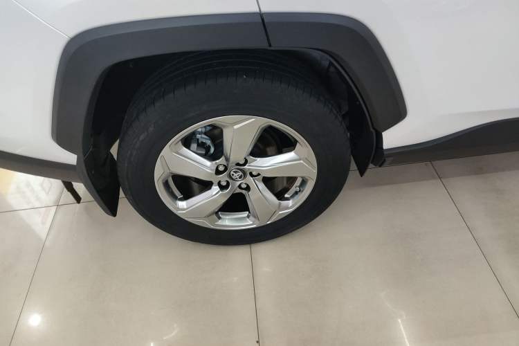 Used Toyota RAV4 2021 2.0L CVT 4x4 Style PLUS Edition
