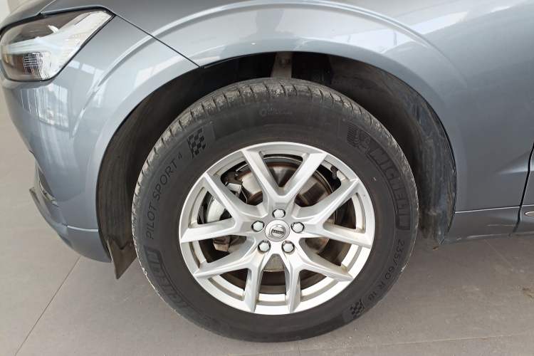 Used Volvo XC60 2021 T5 4x4 Smart Luxury Edition