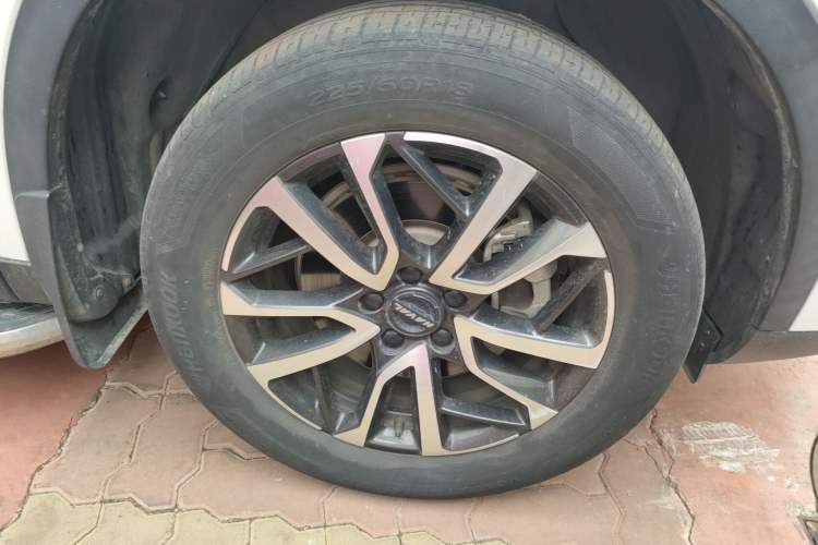 Used Haval H6 2021 3rd Generation 1.5T Automatic Two-Wheel Drive Max Right Front Wheel Hub