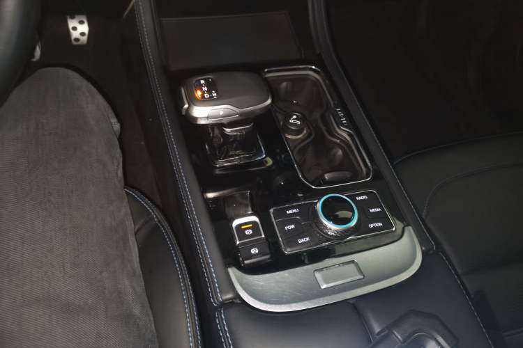 Used BAIC Off-Road BJ40 2020 2.0T Automatic Four-Wheel Drive Urban Hunter Edition Chivalrous Type