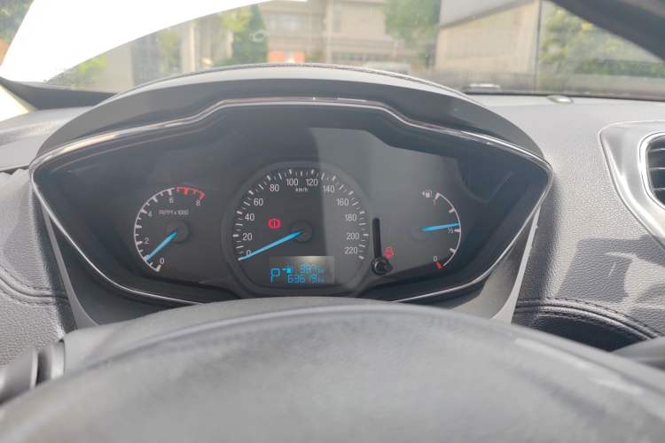 Used Ford Escort 2017 Happiness Edition 1.5L Automatic Fashion Version