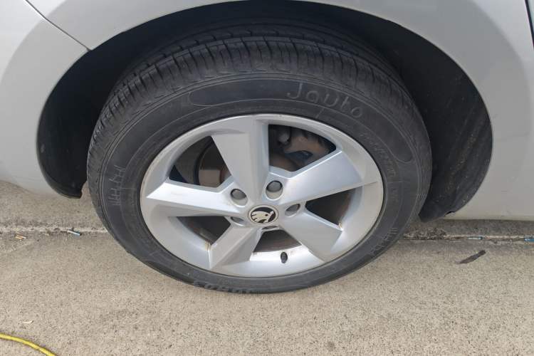 Used Skoda Octavia 2015 1.6L Automatic Yijie Edition