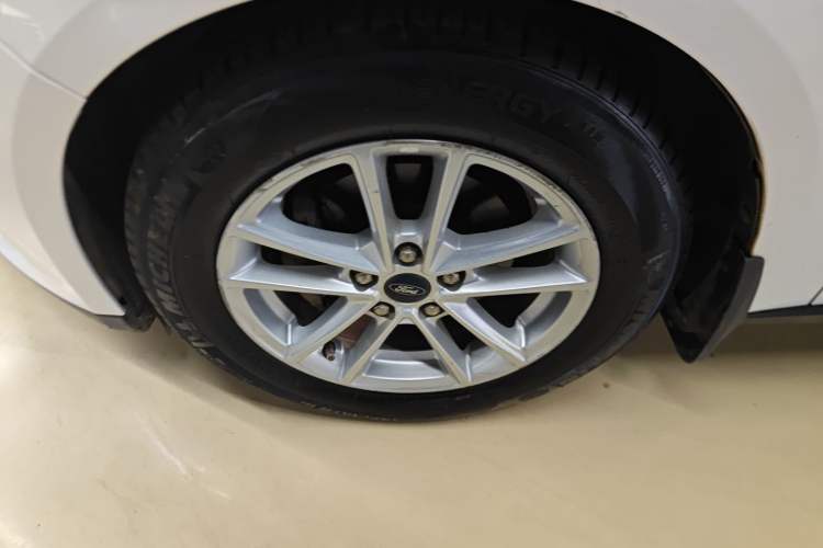 Used Ford Focus 2018 Hatchback Classic 1.6L Automatic Trendy SmartDrive Edition