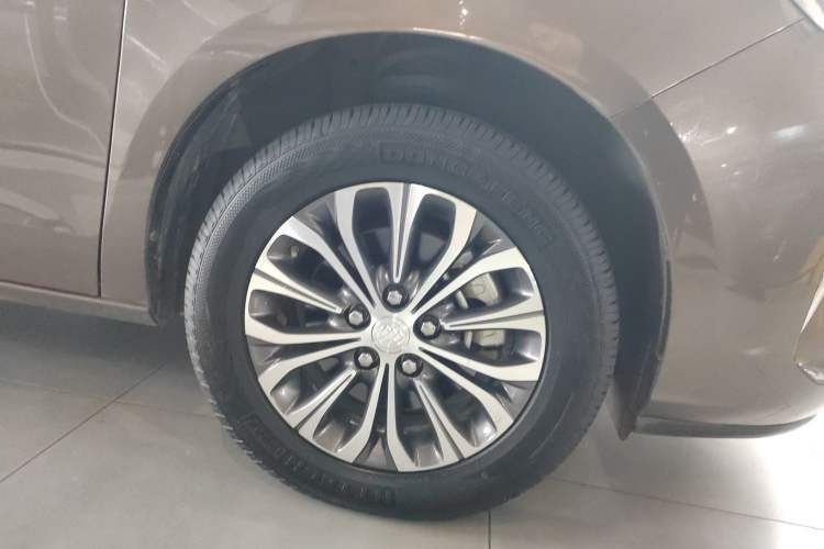 Used Buick GL8 2021 Land Cruiser Executive Class 652T Comfort Model
