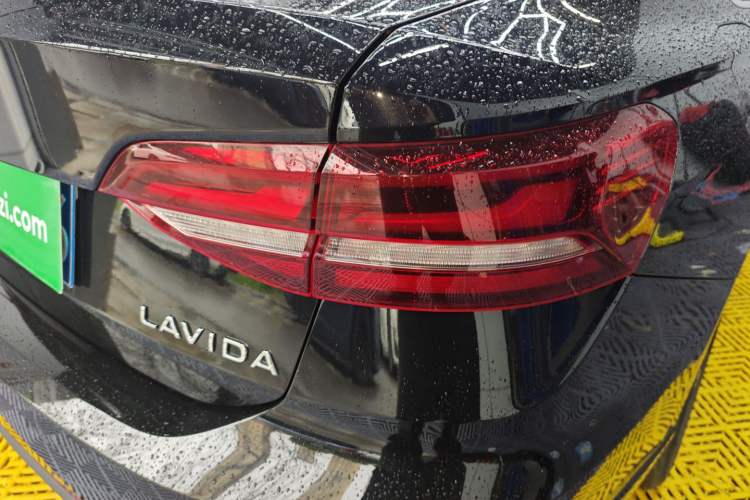 Used Volkswagen Lavida 2023 1.5L Automatic 5 Million Edition Exterior 3