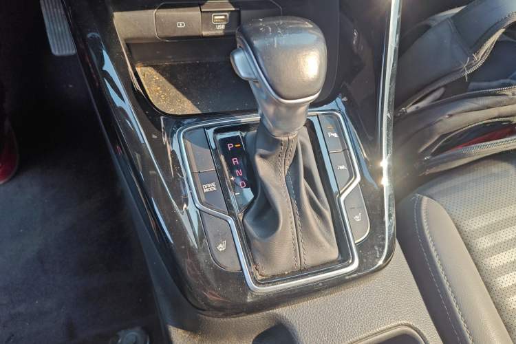 Used Kia Sportage R 2019 2.0L Automatic Smart Luxury Enhanced Edition
