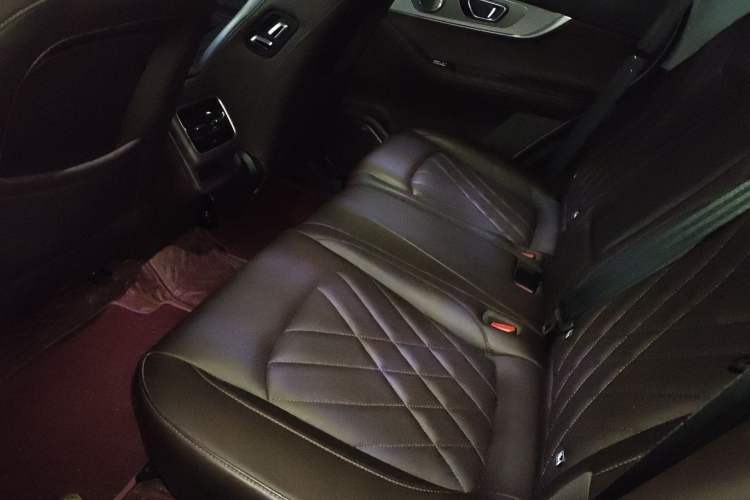 Used Chery Tiggo 8 PRO 2024 Champion Edition 290T Two-Wheel Drive Peak Version 5 Seats