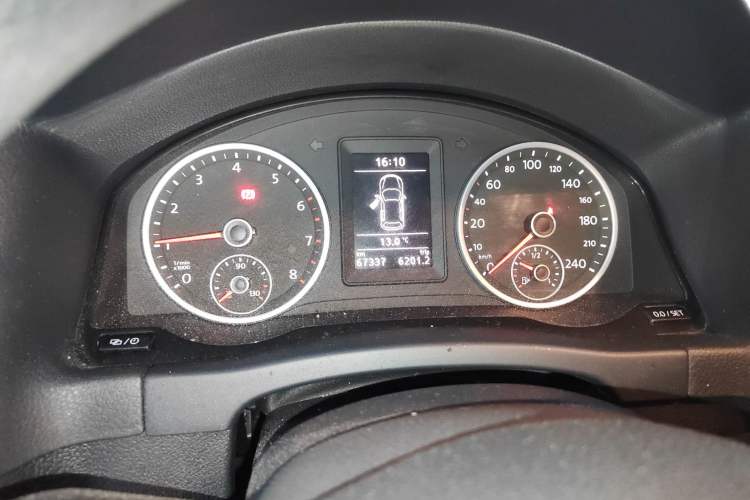 Used Volkswagen Tiguan L 2015 1.8TSI Manual Two-Wheel Drive Fashion Edition