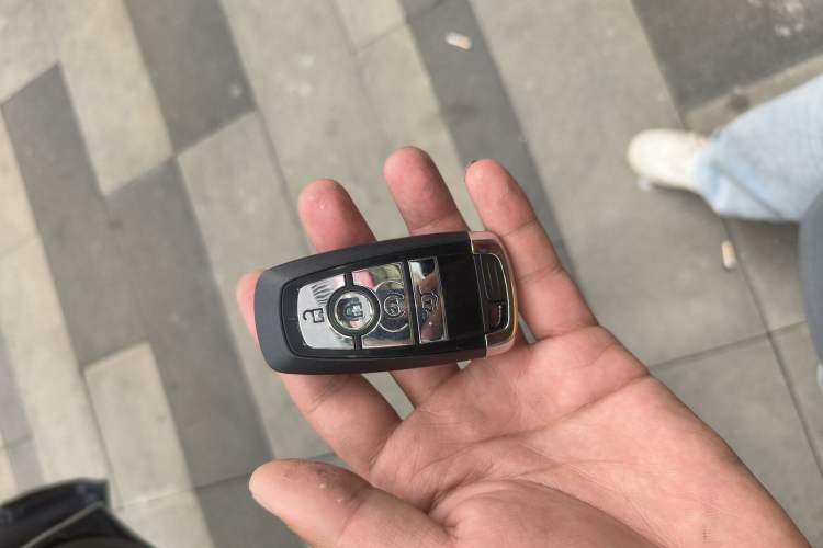 Used Lincoln Nautilus 2021 2.0T Two-Wheel Drive Zunyue Edition Vehicle Key