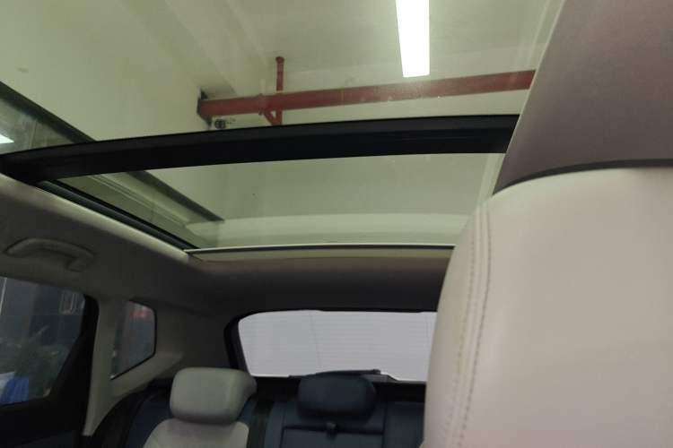 Used Volkswagen Tharu 2023 300TSI Two-Wheel-Drive Full Moon Edition