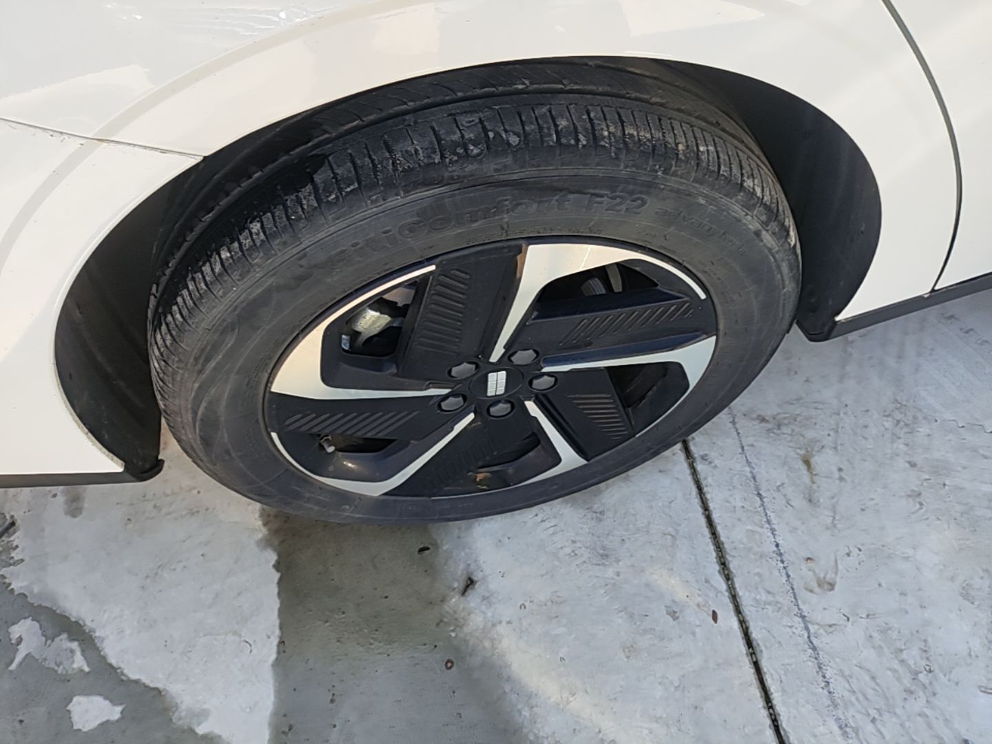 Geely Galaxy L6 2023 60km PLUS — снимка 11