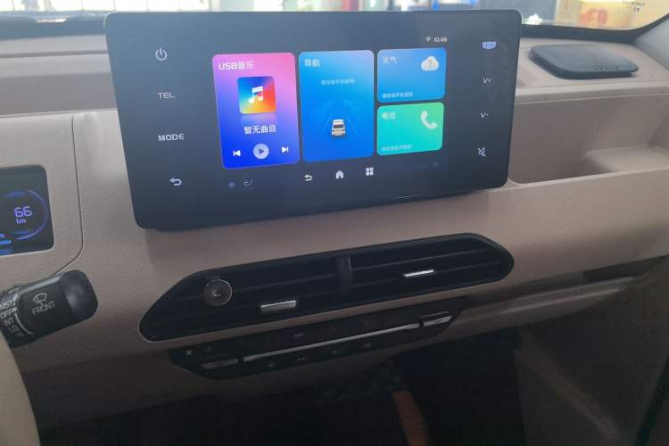 Used Geely Galaxy Panda 2023 Panda Mini 200km Endurance Bear Audio And AC Panel