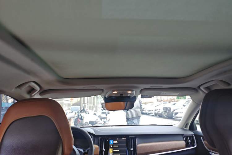 Used Volvo S90 2019 T5 Zhiyi Edition
