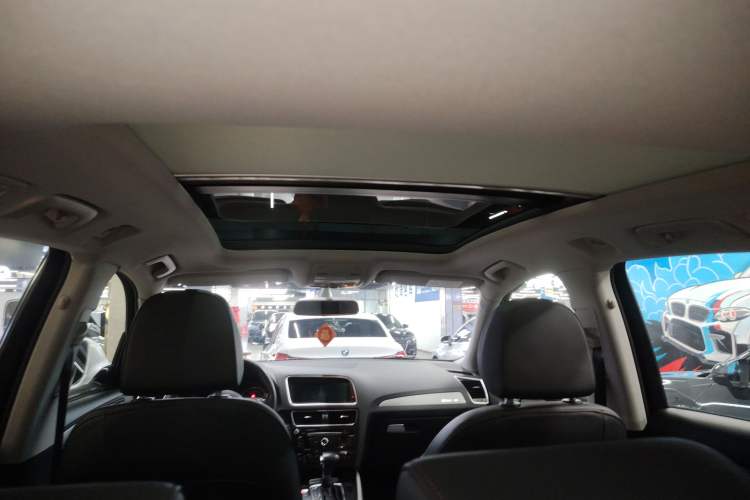 Used Audi Q5 2017 Plus 40 TFSI Ambition Model