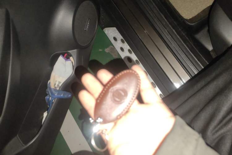 Used Nissan X-Trail 2019 2.5L CVT Smart Connect Luxury Edition 4WD Vehicle Key