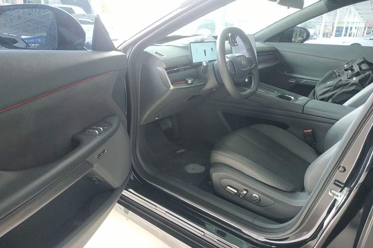 Used Dongfeng eπ eπ007 2025 Model Pure-Electric 550Pro Cruise Edition