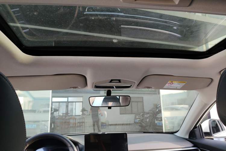 Used Geely Auto Emgrand 2022 4th Generation 1.5L CVT Luxury Model
